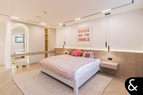 Vilă de vânzare în Palm Jumeirah, Dubai, EAU 5 dormitoare, 1292 mp. №666911 - poză 29