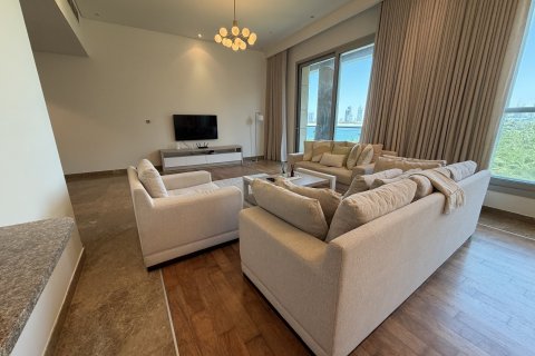 Appartamento in vendita a Palm Jumeirah, Dubai, EAU 2 camere da letto, 257 mq. № 758438 - foto 3