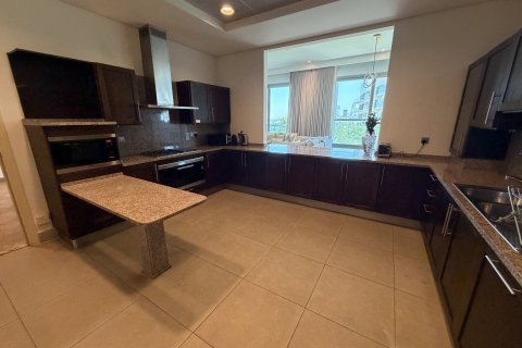 Appartamento in vendita a Palm Jumeirah, Dubai, EAU 2 camere da letto, 257 mq. № 758438 - foto 8