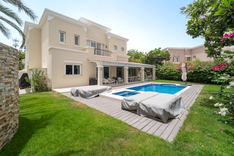 Villa in Discovery Gardens, Dubai, UAE 4 bedrooms, 362 sq.m. № 758437 - photo 10