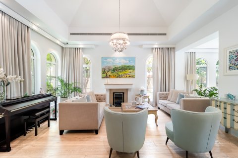 Villa in Discovery Gardens, Dubai, UAE 4 bedrooms, 362 sq.m. № 758437 - photo 19