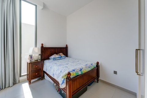 Townhouse in Dubai, UAE 4 bedrooms, 224 sq.m. № 758436 - photo 17