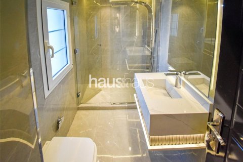 Townhouse in Jumeirah Village Triangle, Dubai, UAE 2 bedrooms, 152 sq.m. № 625779 - photo 10