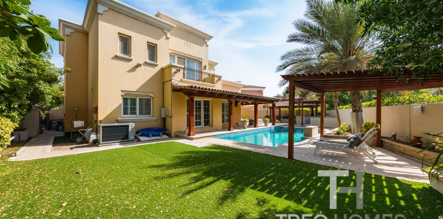 Arabian Ranches、Dubai、UAEにあるヴィラ 4ベッドルーム、321 m2 No590224