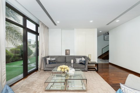 Villa Dubaijā, AAE 6 istabas, 866.5 m2 Nr. 702669 - attēls 9