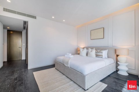 Apartmen di Dubai Marina, UAE 1 bilik tidur, 98.6 meter persegi № 702670 - foto 13