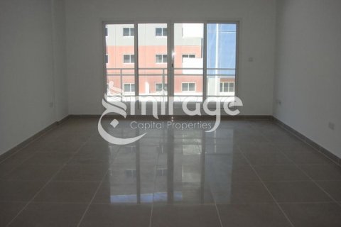 Apartment in Al Reef, Abu Dhabi, UAE 2 bedrooms, 98.8 sq.m. № 571783 - photo 5