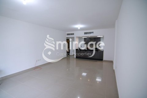 Apartment in Al Reef, Abu Dhabi, UAE 2 bedrooms, 98.8 sq.m. № 571783 - photo 6