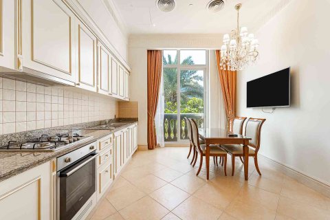 וילה למכירה ב Palm Jumeirah, Dubai, איחוד האמירויות  4 חדרי שינה, 663 מ"ר, מספר 696330 - תמונה 8