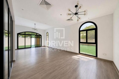 Vila di Mudon, Dubai, UAE 4 bilik tidur, 371.15 meter persegi № 745092 - foto 2
