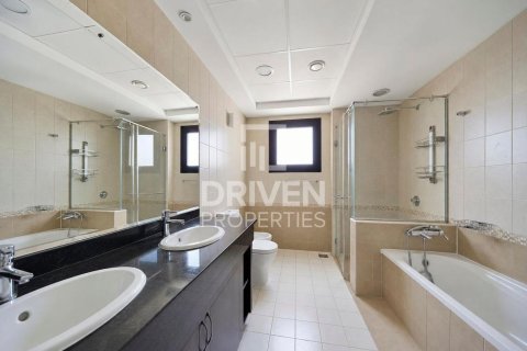 Vila di Mudon, Dubai, UAE 4 bilik tidur, 371.15 meter persegi № 745092 - foto 20