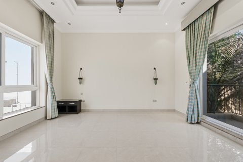 Villa in Al Barsha, Dubai, UAE 7 bedrooms, 2016 sq.m. № 764416 - photo 12