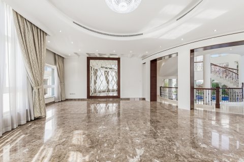Villa in Al Barsha, Dubai, UAE 7 bedrooms, 2016 sq.m. № 764416 - photo 7