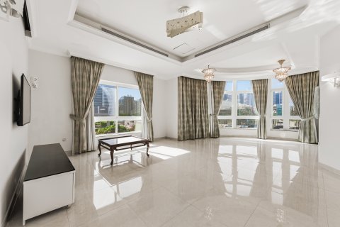 Villa in Al Barsha, Dubai, UAE 7 bedrooms, 2016 sq.m. № 764416 - photo 10