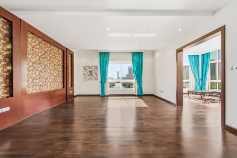 Villa in Al Barsha, Dubai, UAE 7 bedrooms, 2016 sq.m. № 764416 - photo 9