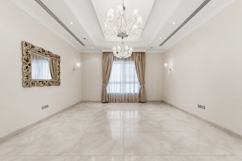 Villa in Al Barsha, Dubai, UAE 7 bedrooms, 2016 sq.m. № 764416 - photo 21