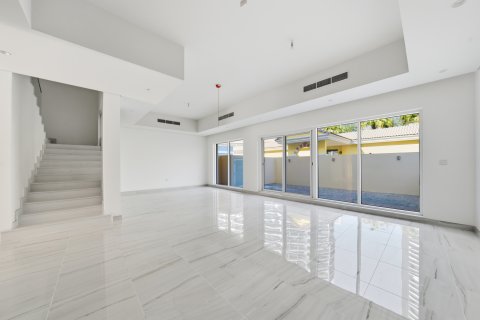 Kuća u nizu u gradu Dubai Sports City, UAE 4 spavaće sobe, 262.97 m2 Br. 764418
