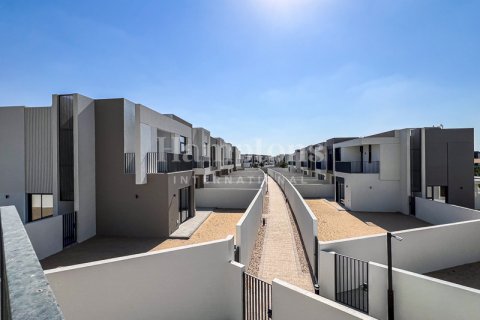 Vila v Dubai South (Dubai World Central), SAE 4 ložnice, 204.38660000 m² Č.: 583701 - fotografie 2