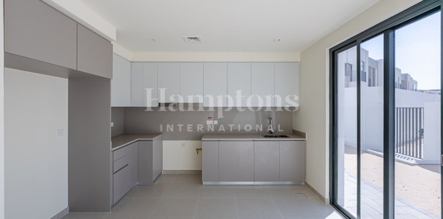 Vila v Dubai South (Dubai World Central), SAE 4 ložnice, 204.387 m² Č.: 583701