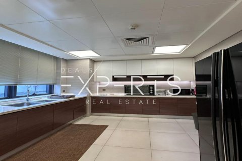 Vila di Yas Island, Abu Dhabi, UAE 5 bilik tidur, 527.4 meter persegi № 578848 - foto 4