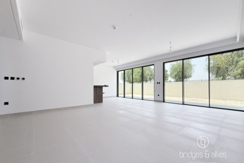 Villa te huur in Tilal Al Ghaf, Dubai, VAE 5 slaapkamers, 513 vr.m., nr 701076 - foto 1