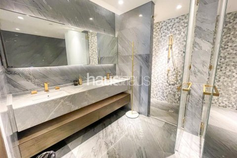 Apartment in Palm Jumeirah, Dubai, UAE 3 bedrooms, 216 sq.m. № 625757 - photo 10