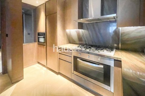 Apartment in Palm Jumeirah, Dubai, UAE 3 bedrooms, 216 sq.m. № 625757 - photo 13