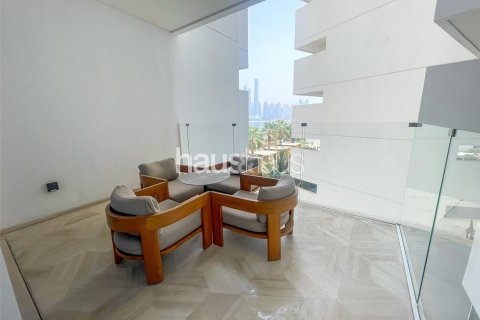 Apartment in Palm Jumeirah, Dubai, UAE 3 bedrooms, 216 sq.m. № 625757 - photo 5