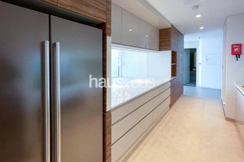 Apartment in Jumeirah Lake Towers, Dubai, UAE 3 bedrooms, 204 sq.m. № 625758 - photo 12
