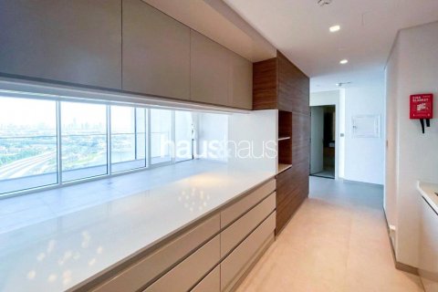 Apartment in Jumeirah Lake Towers, Dubai, UAE 3 bedrooms, 204 sq.m. № 625758 - photo 13