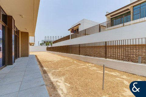 Huvila Al Furjan, Dubai, Arabiemiraatit 4 makuuhuonetta, 429 m2 № 668216 - kuva 23