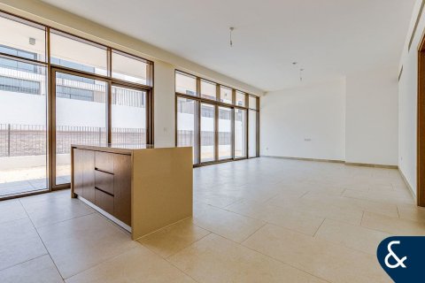 Huvila Al Furjan, Dubai, Arabiemiraatit 4 makuuhuonetta, 429 m2 № 668216 - kuva 2
