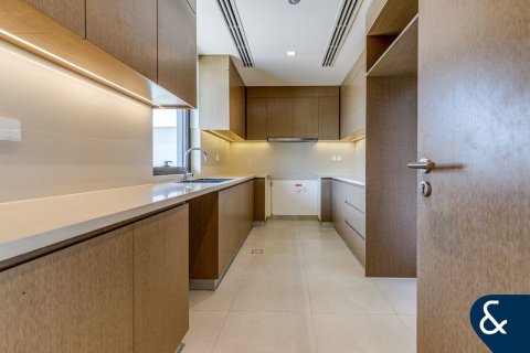 Huvila Al Furjan, Dubai, Arabiemiraatit 4 makuuhuonetta, 429 m2 № 668216 - kuva 6