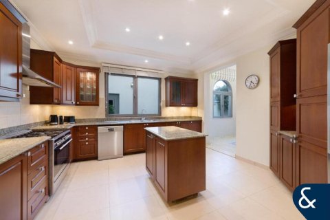 Villa Palm Jumeirah, Dubaijā, AAE 7 istabas, 650 m2 Nr. 668218 - attēls 3