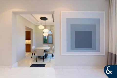 Villa Palm Jumeirah, Dubaijā, AAE 7 istabas, 650 m2 Nr. 668218 - attēls 4