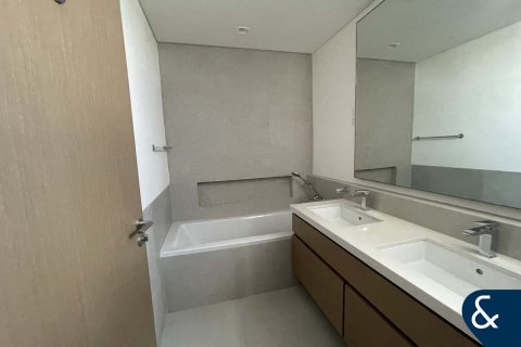 Villa te huur in Al Furjan, Dubai, VAE 4 slaapkamers, 386 vr.m., nr 668219 - foto 10