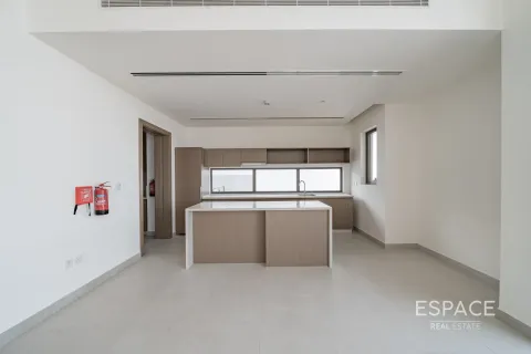 Villa sa Al Furjan, Dubai, UAE 5 silid-tulugan, 455 sq.m. № 649548 - larawan 4