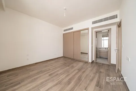 Villa sa Al Furjan, Dubai, UAE 5 silid-tulugan, 455 sq.m. № 649548 - larawan 13