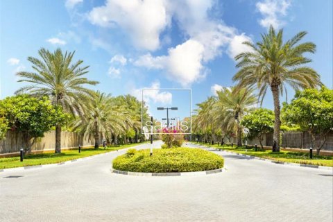 Villa itt: Abu Dhabi, EAE, 5 hálószoba, 547.2 m², azonosító: 748100 - fénykép 12