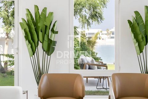 Villa para arrendamento em Palm Jumeirah, Dubai, EAU 6 quartos, 650 m2 № 652973 - foto 5