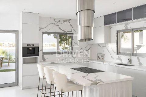 Villa para arrendamento em Palm Jumeirah, Dubai, EAU 6 quartos, 650 m2 № 652973 - foto 8