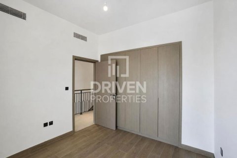Řadový dům v Damac Lagoons, Dubai, SAE 4 ložnice, 144 m² Č.: 745173 - fotografie 12