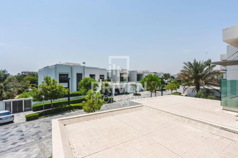 Villa til leie i Mohammed Bin Rashid City, Dubai, Emiratene 4 soverom, 694.73 kvm Nr. 745169 - Foto 19