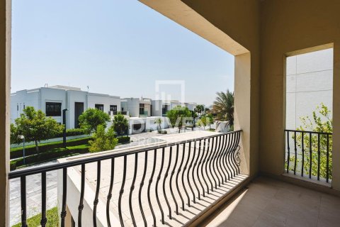 Villa til leie i Mohammed Bin Rashid City, Dubai, Emiratene 4 soverom, 694.73 kvm Nr. 745169 - Foto 18