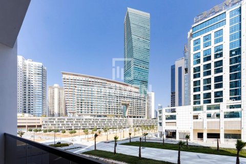 Apartment in Business Bay, Dubai, UAE 3 bedrooms, 145 sq.m. № 603619 - photo 19