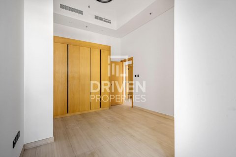 Apartment in Business Bay, Dubai, UAE 3 bedrooms, 145 sq.m. № 603619 - photo 18