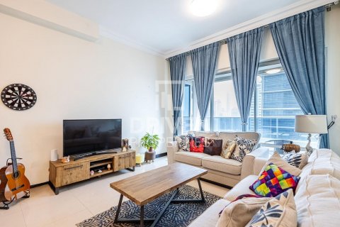 Apartment in Jumeirah Lake Towers, Dubai, UAE 1 bedroom, 73 sq.m. № 603625 - photo 2