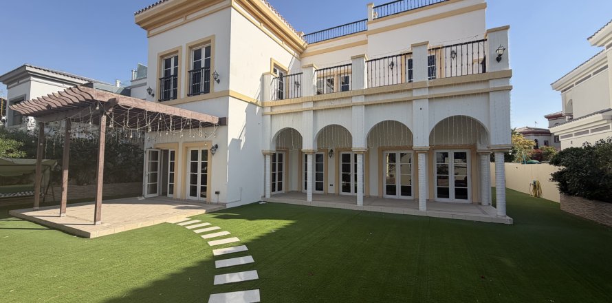Villa in The Villa, Dubai, VAE: 4 Schlafzimmer, 384.1 m2 Nr. 750828