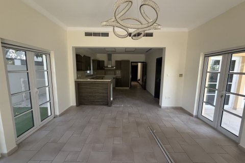 Villa zur Miete in The Villa, Dubai, VAE 4 Schlafzimmer, 384.1 m2 Nr. 750828 - Foto 12