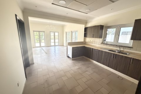 Villa zur Miete in The Villa, Dubai, VAE 4 Schlafzimmer, 384.1 m2 Nr. 750828 - Foto 9
